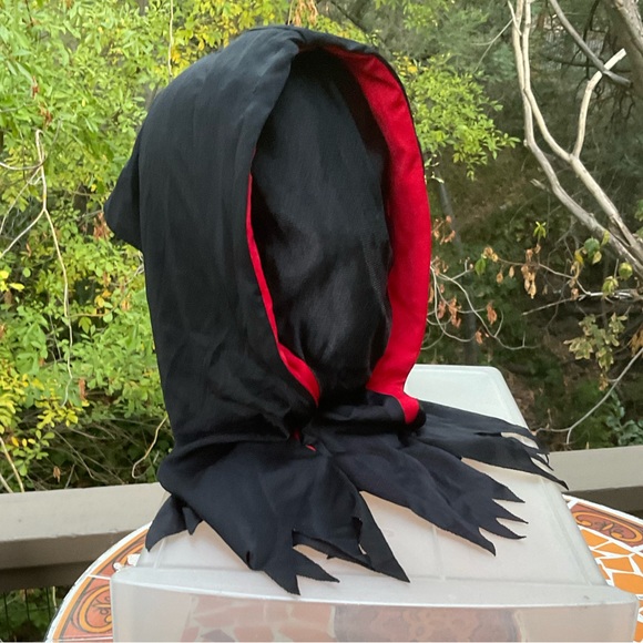 Fun World dark face see through hooded cloak Halloween Costume Party - Picture 2 of 8